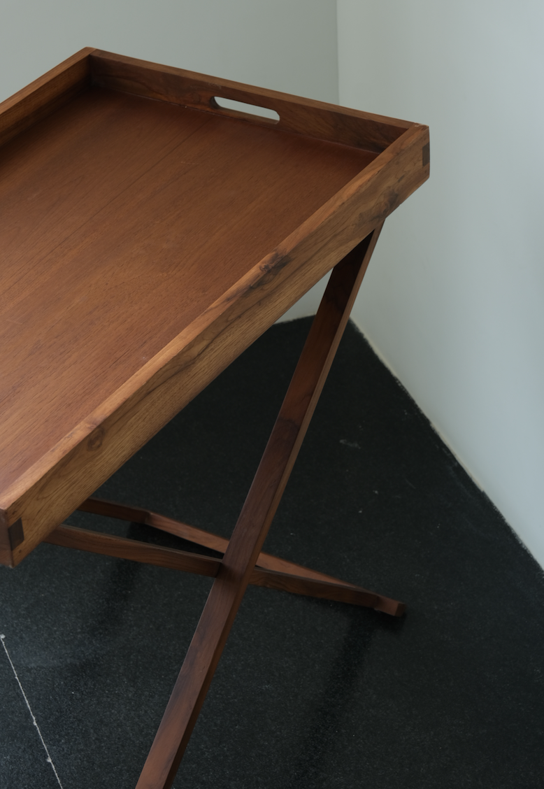Tuck Table