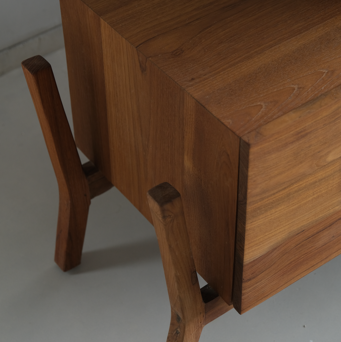 Mezzo Console