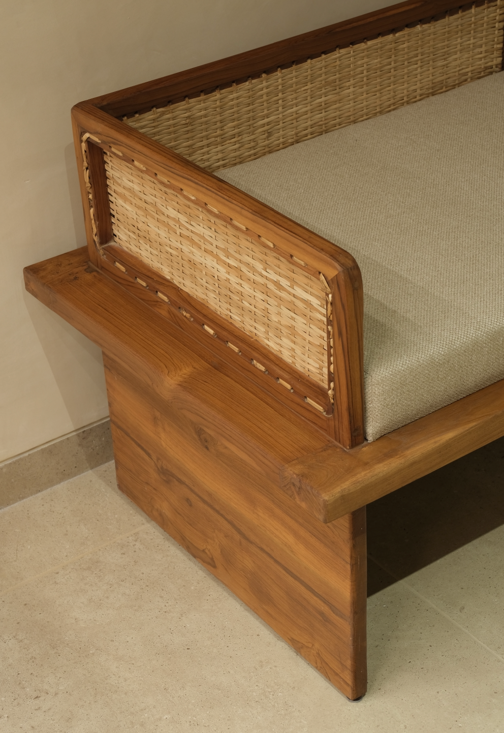 Wane Bench