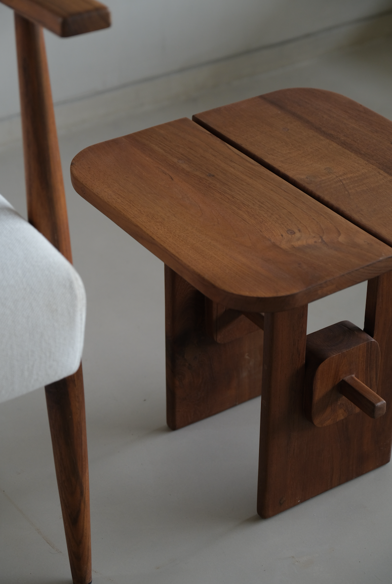 Hoku Corner Table