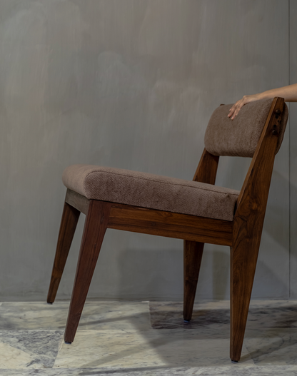 Cove Chair