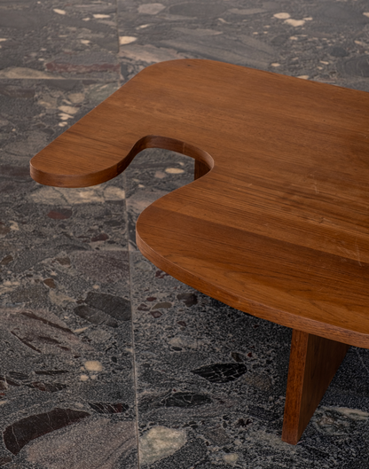 Notch Corner Table